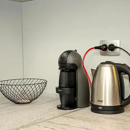 ~ The Blue ~ 1bd Flat Near Asparuhovo Sea Garden Warna